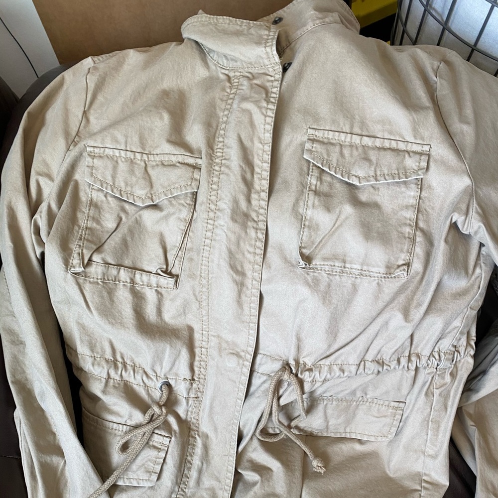 Tan Lightweight Jacket Zip Up